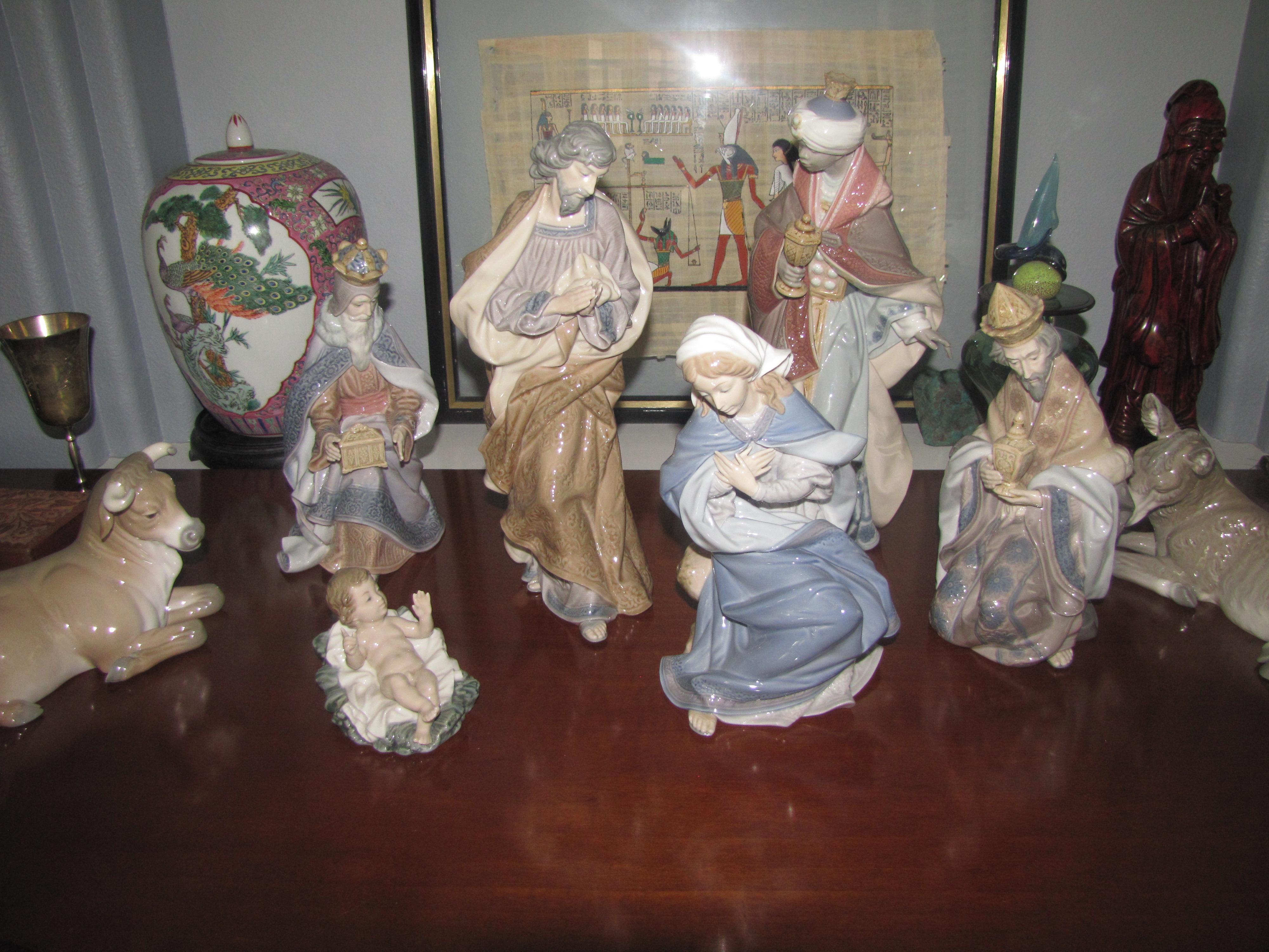 Quality Sale – Ultra Rare Nut Crackers, Lladro, Designer Clothing, Art and more - Past Sale