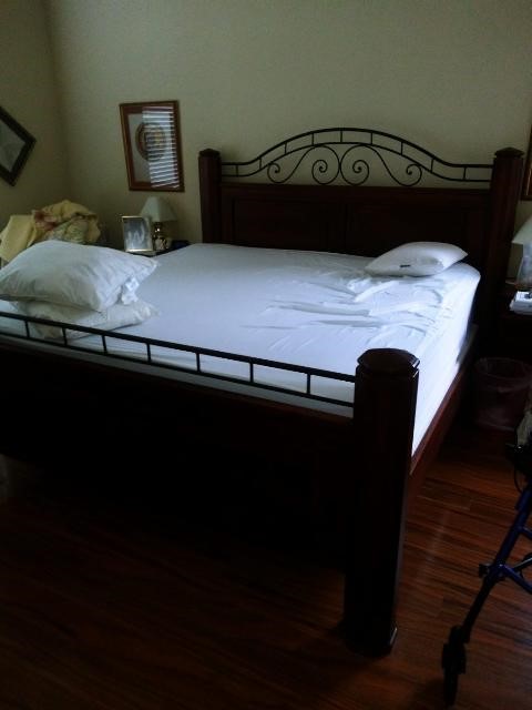 bed-1.jpg